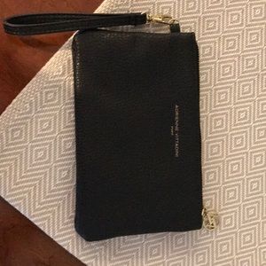 Brand New Adrienne Vittadini Black Charging Clutch